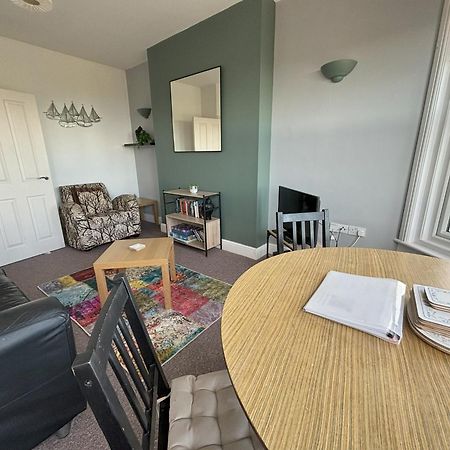 Seabreeze Apartment Eastbourne Ngoại thất bức ảnh