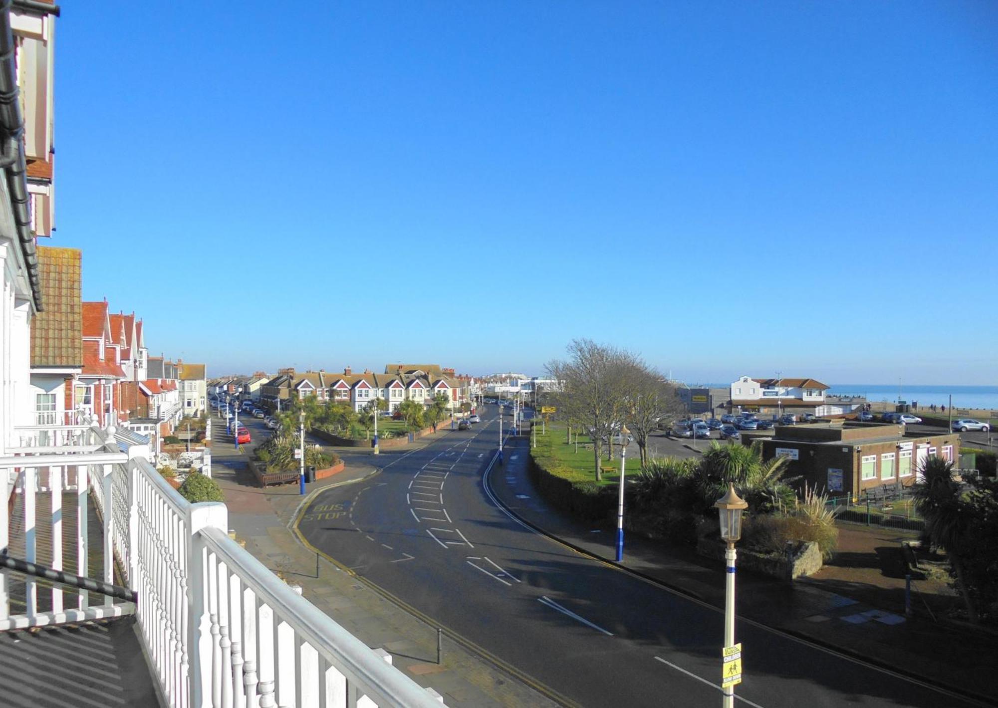 Seabreeze Apartment Eastbourne Ngoại thất bức ảnh